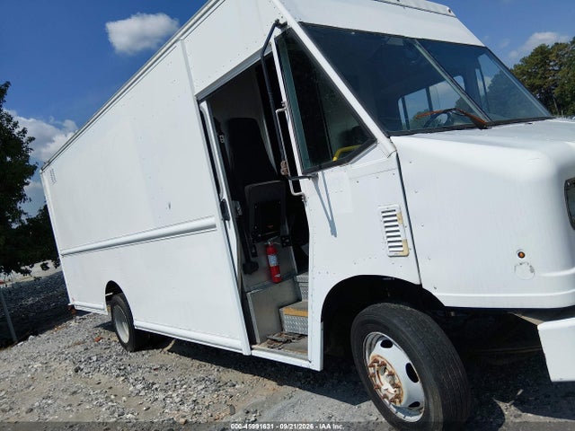 45991631 :رقم المزاد ، 1F65F5KY0E0A08078 vin ، 2014 Ford F-59 Commercial Stripped مزاد بيع