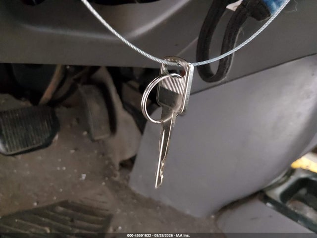 Продажа на аукционе авто 2001 Ford Escape Xlt, vin: 1FMYU04121KB07949, номер лота: 45991632