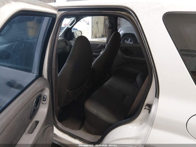 Продажа на аукционе авто 2001 Ford Escape Xlt, vin: 1FMYU04121KB07949, номер лота: 45991632