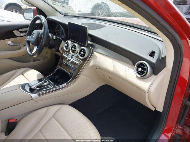 2016 Mercedes-benz Glc 300 მანქანა იყიდება აუქციონზე, vin: WDC0G4JB3GF079216, აუქციონის ნომერი: 45991650