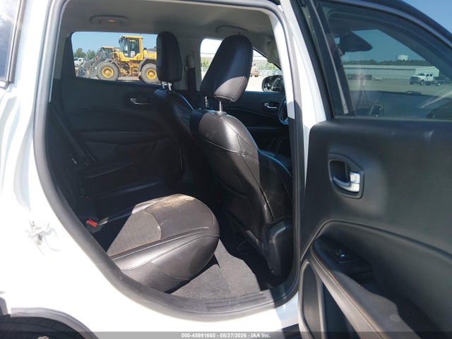 2020 Jeep Compass Latitude 4x4 მანქანა იყიდება აუქციონზე, vin: 3C4NJDBB0LT175168, აუქციონის ნომერი: 45991660