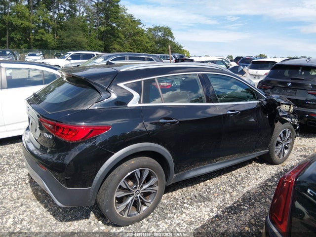 45991684 :رقم المزاد ، SJKCH5CR9JA052846 vin ، 2018 Infiniti Qx30 Premium مزاد بيع