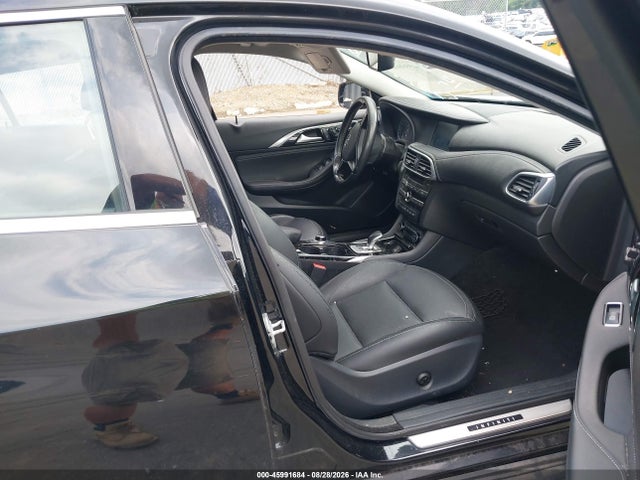 45991684 :رقم المزاد ، SJKCH5CR9JA052846 vin ، 2018 Infiniti Qx30 Premium مزاد بيع