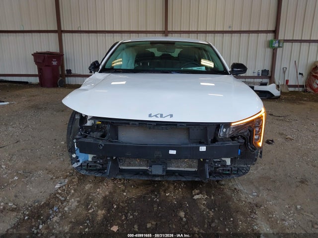 2025 Kia K4 Ex მანქანა იყიდება აუქციონზე, vin: 3KPFU4DE3SE063888, აუქციონის ნომერი: 45991685