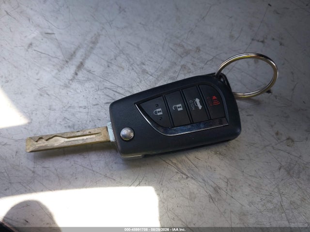 45991708 :رقم المزاد ، 5YFS4MCE7MP072160 vin ، 2021 Toyota Corolla Se مزاد بيع