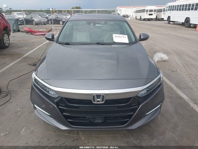 2020 Honda Accord Hybrid მანქანა იყიდება აუქციონზე, vin: 1HGCV3F19LA006010, აუქციონის ნომერი: 45991713