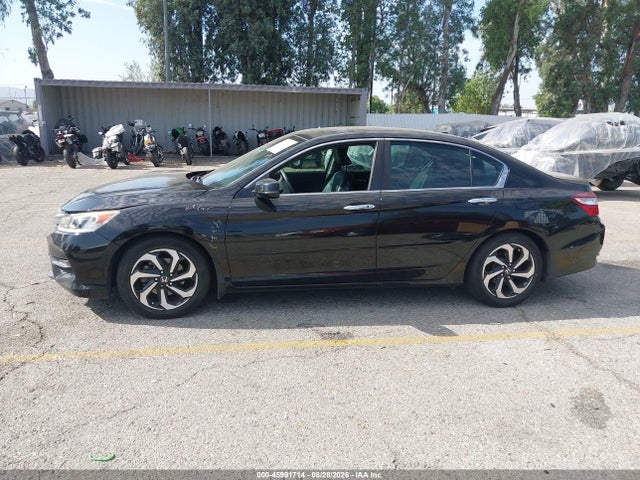 45991714 :رقم المزاد ، 1HGCR2F92GA001113 vin ، 2016 Honda Accord Ex-l مزاد بيع