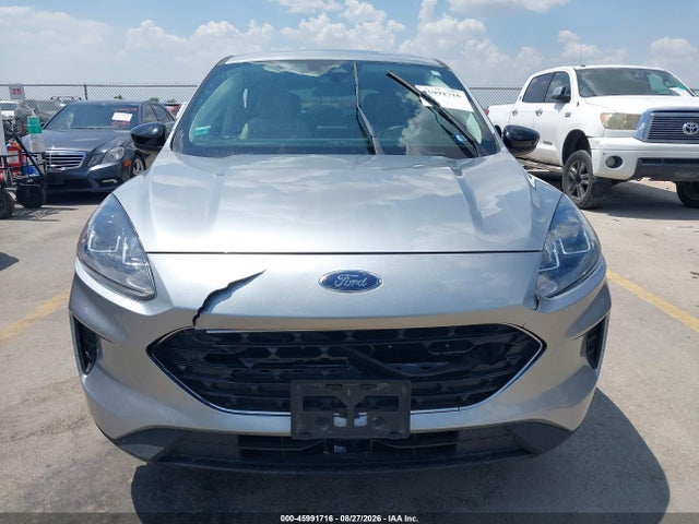 Продаж на аукціоні авто 2022 Ford Escape Se, vin: 1FMCU0G69NUB97211, номер лоту: 45991716