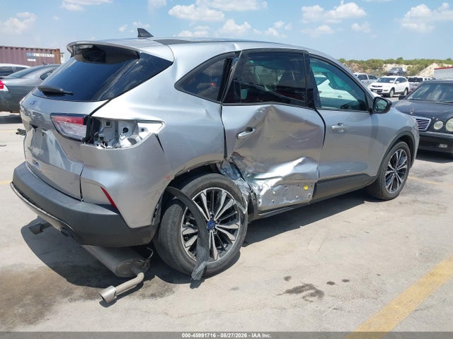 Продаж на аукціоні авто 2022 Ford Escape Se, vin: 1FMCU0G69NUB97211, номер лоту: 45991716