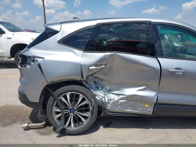 Продаж на аукціоні авто 2022 Ford Escape Se, vin: 1FMCU0G69NUB97211, номер лоту: 45991716