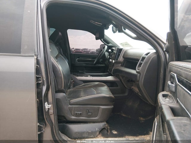 Продажа на аукционе авто 2022 Ram 2500 Laramie  4x4 6'4 Box, vin: 3C6UR5NLXNG116730, номер лота: 45991722