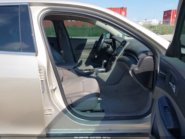 Auction sale of the 2016 Chevrolet Malibu Limited Lt, vin: 1G11C5SA8GF137721, lot number: 45991768