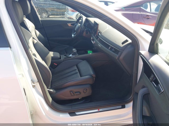 Продаж на аукціоні авто 2024 Audi A4 Premium Plus 45 Tfsi S Line Quattro S Tronic, vin: WAUEAAF46RN007048, номер лоту: 45991788