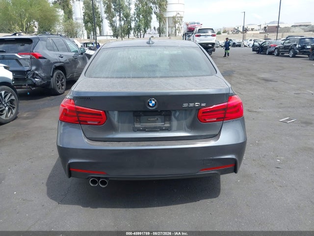 BMW 330e Iperformance 2018 WBA8E1C54JA178147 Image 16