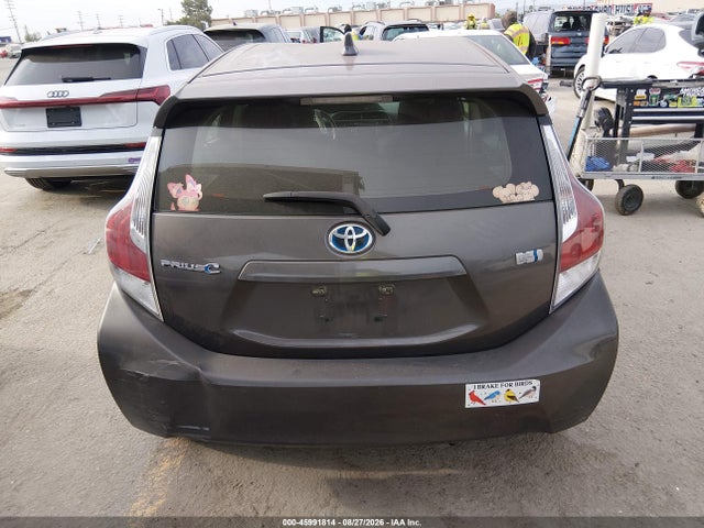 Toyota Prius C Two 2015 JTDKDTB39F1113244 Image 17