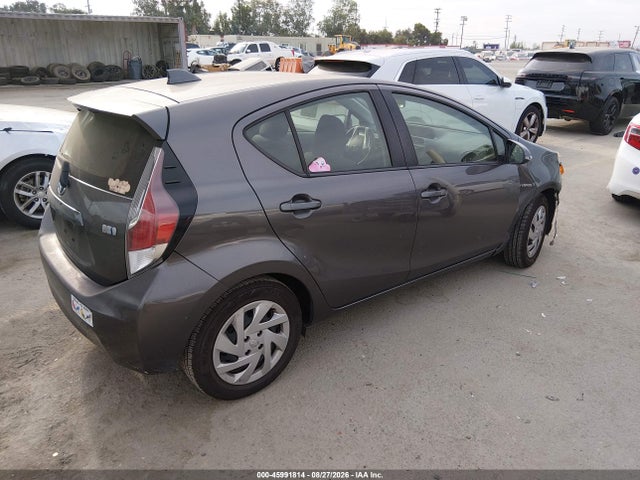Toyota Prius C Two 2015 JTDKDTB39F1113244 Image 4