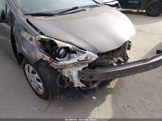 Toyota Prius C Two 2015 JTDKDTB39F1113244 Image 6