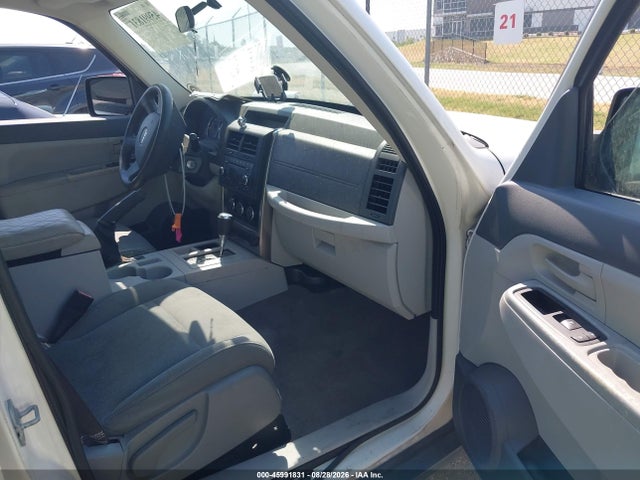 45991831 :رقم المزاد ، 1J8GP28K18W188931 vin ، 2008 Jeep Liberty Sport مزاد بيع
