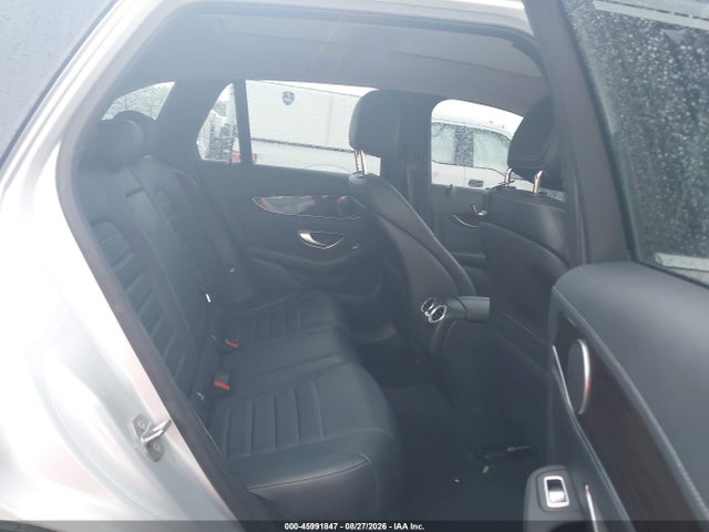 Продаж на аукціоні авто 2016 Mercedes-benz Glc 300 4matic, vin: WDC0G4KB6GF083582, номер лоту: 45991847