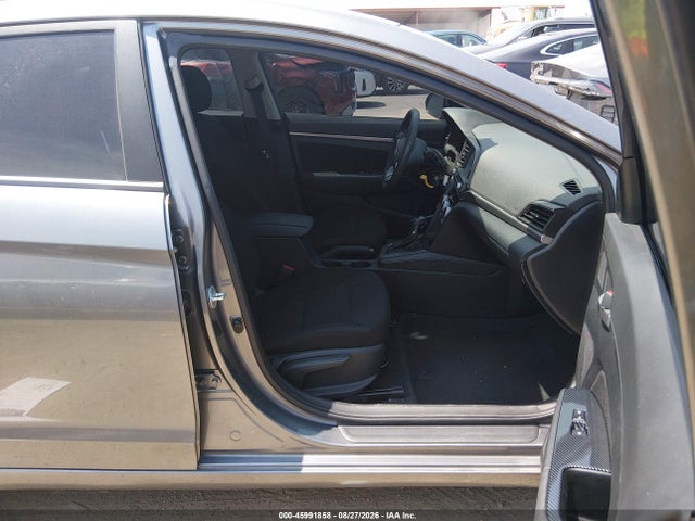 Продаж на аукціоні авто 2019 Hyundai Elantra Sel, vin: 5NPD84LF6KH428520, номер лоту: 45991858