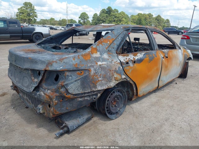 Toyota CAMRY LE 2016 4T4BF1FK0GR582563 Image 4