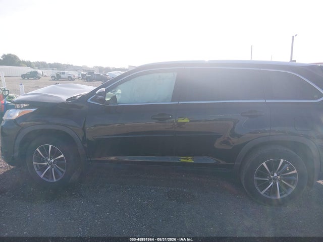 45991964 :رقم المزاد ، 5TDKZRFH1KS321027 vin ، 2019 Toyota Highlander Xle مزاد بيع