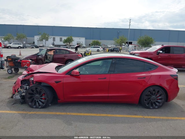 Tesla Model 3 Performance Dual Motor All-wheel Drive 2022 5YJ3E1EC3NF131357 Image 13