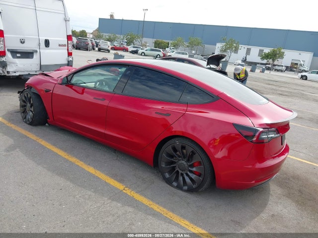 Tesla Model 3 Performance Dual Motor All-wheel Drive 2022 5YJ3E1EC3NF131357 Image 3