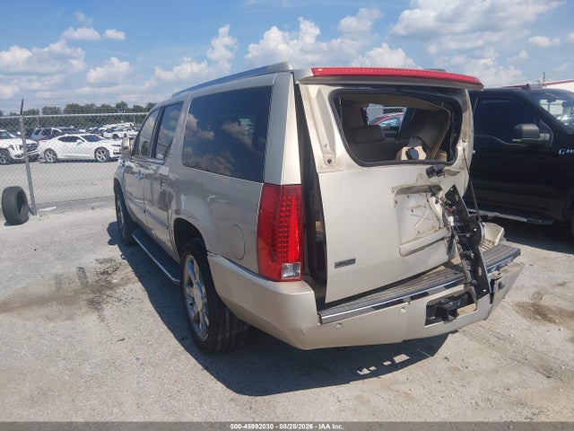 2011 Cadillac Escalade Esv Luxury მანქანა იყიდება აუქციონზე, vin: 1GYS3HEF3BR141360, აუქციონის ნომერი: 45992030