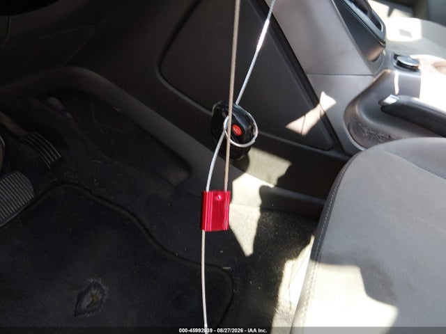 45992039 :رقم المزاد ، 1FMCU0GX8EUC37111 vin ، 2014 Ford Escape Se مزاد بيع