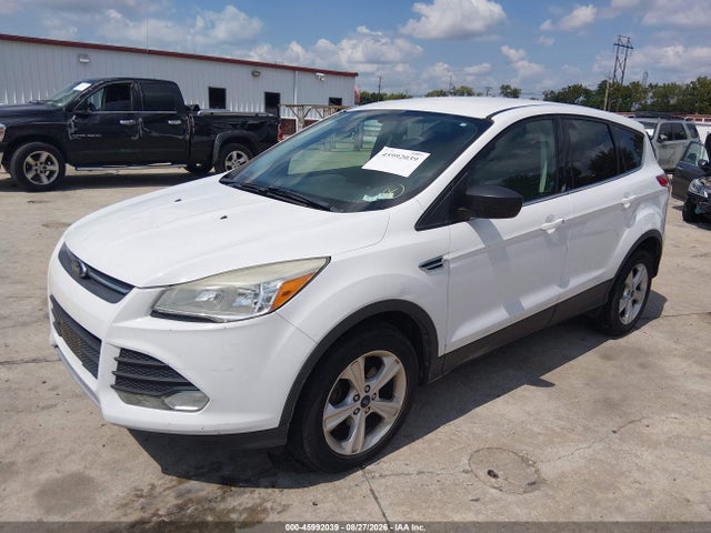 45992039 :رقم المزاد ، 1FMCU0GX8EUC37111 vin ، 2014 Ford Escape Se مزاد بيع