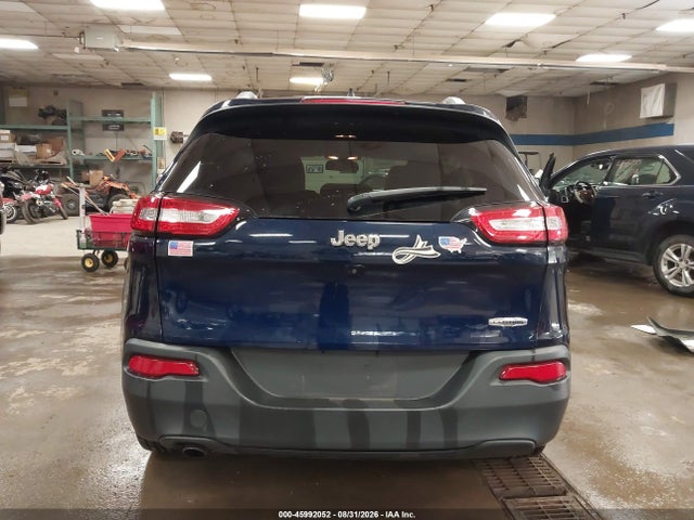 Продаж на аукціоні авто 2016 Jeep Cherokee Latitude, vin: 1C4PJLCB2GW312502, номер лоту: 45992052