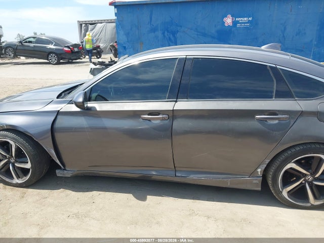 Продажа на аукционе авто 2018 Honda Accord Sport, vin: 1HGCV1F37JA004761, номер лота: 45992077