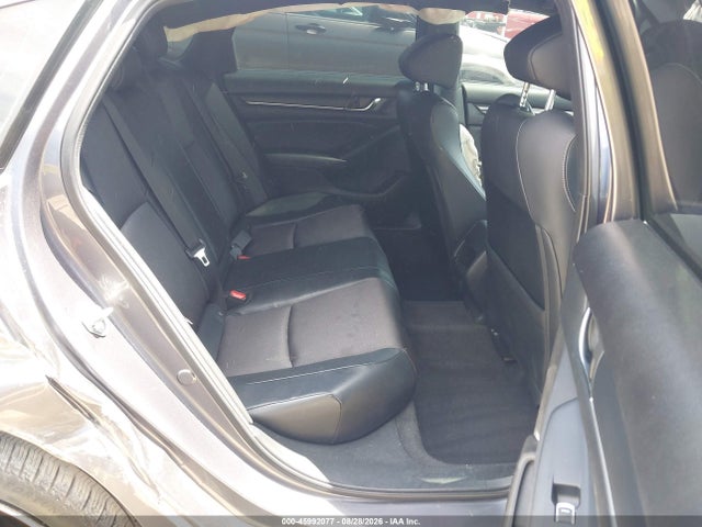 Продажа на аукционе авто 2018 Honda Accord Sport, vin: 1HGCV1F37JA004761, номер лота: 45992077