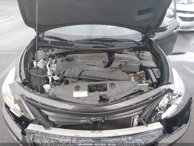 2015 Nissan Altima 2.5 Sv მანქანა იყიდება აუქციონზე, vin: 1N4AL3AP2FC159317, აუქციონის ნომერი: 45992086