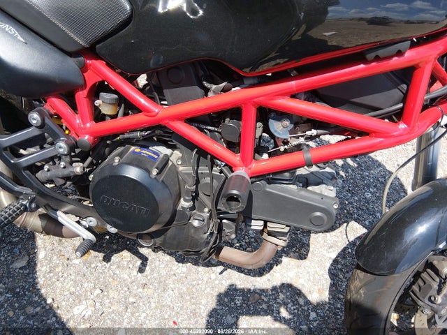 Продажа на аукционе авто 2007 Ducati Monster 695, vin: ZDM1RADM87B100184, номер лота: 45992090