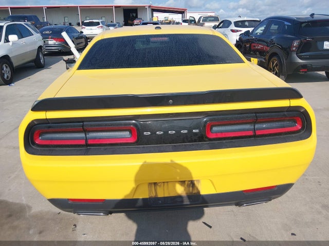 45992097 :رقم المزاد ، 2C3CDZAG0JH333334 vin ، 2018 Dodge Challenger Sxt مزاد بيع
