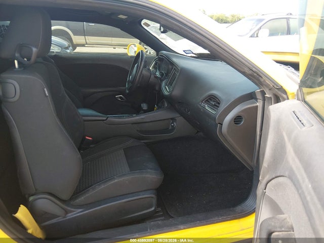 45992097 :رقم المزاد ، 2C3CDZAG0JH333334 vin ، 2018 Dodge Challenger Sxt مزاد بيع