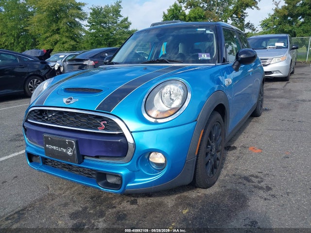 2015 Mini Hardtop Cooper S მანქანა იყიდება აუქციონზე, vin: WMWXU3C56F2B58318, აუქციონის ნომერი: 45992109