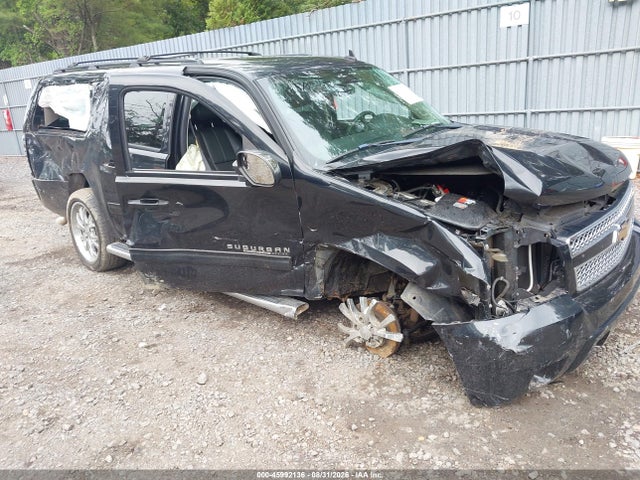 45992136 :رقم المزاد ، 1GNSKJE32BR294907 vin ، 2011 Chevrolet Suburban 1500 Lt1 مزاد بيع