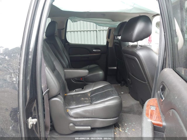 45992136 :رقم المزاد ، 1GNSKJE32BR294907 vin ، 2011 Chevrolet Suburban 1500 Lt1 مزاد بيع