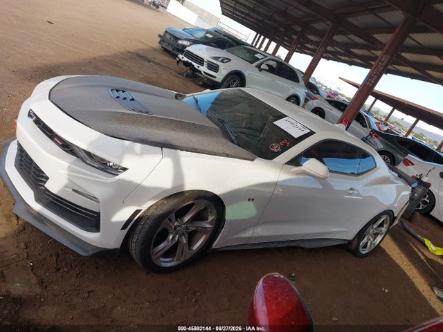 Продажа на аукционе авто 2023 Chevrolet Camaro, vin: 1G1FH1R73P0101335, номер лота: 45992144