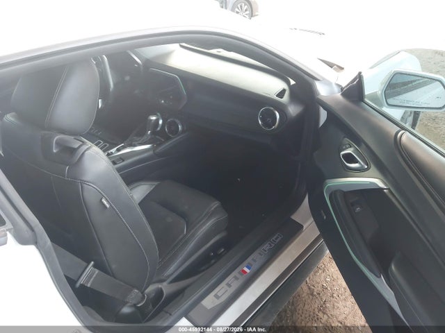 Продажа на аукционе авто 2023 Chevrolet Camaro, vin: 1G1FH1R73P0101335, номер лота: 45992144