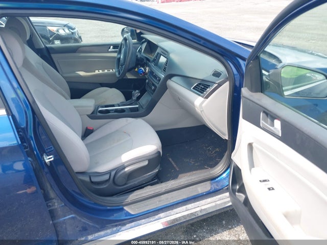 Auction sale of the 2016 Hyundai Sonata Sport, vin: 5NPE34AF8GH300163, lot number: 45992191