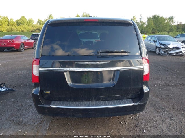 2016 Chrysler Town & Country Touring მანქანა იყიდება აუქციონზე, vin: 2C4RC1BG1GR289890, აუქციონის ნომერი: 45992229