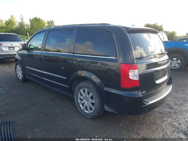 2016 Chrysler Town & Country Touring მანქანა იყიდება აუქციონზე, vin: 2C4RC1BG1GR289890, აუქციონის ნომერი: 45992229
