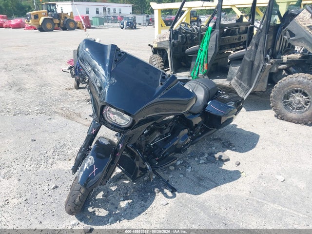 Harley-Davidson FLHX 2025 1HD1KB718SB609657 Image 2