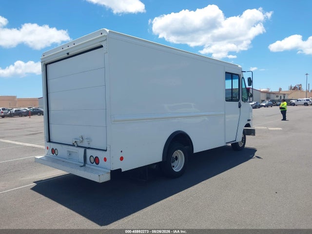 45992273 :رقم المزاد ، 1FC3E3K61JDC35017 vin ، 2018 Ford E-350 Stripped مزاد بيع