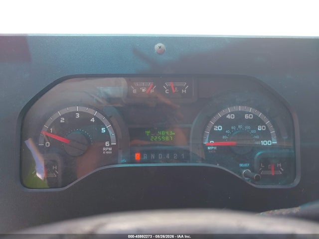 45992273 :رقم المزاد ، 1FC3E3K61JDC35017 vin ، 2018 Ford E-350 Stripped مزاد بيع
