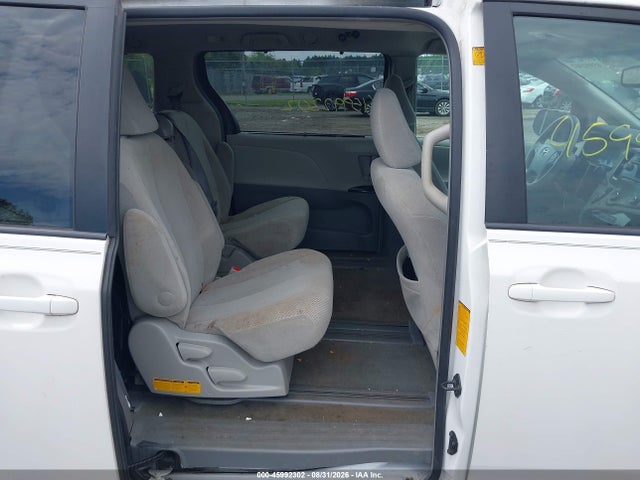 Aukcja sprzedaży 2011 Toyota Sienna Le V6, vin: 5TDKK3DC5BS142417, numer aukcji: 45992302